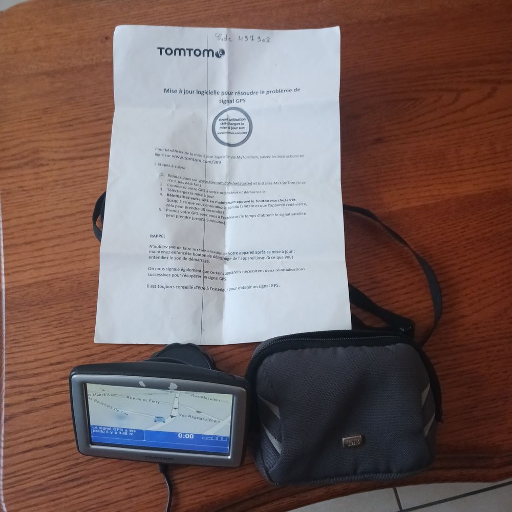GPS TOMTOM GO NAVIGATOR ECRAN 7 " . Matériel informatique