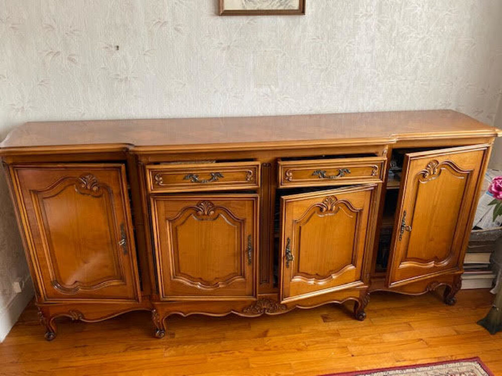 Buffet 4 portes style louis xv
Meubles