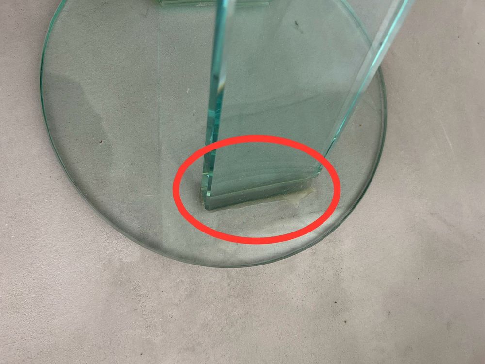 2 tables d'appoint rondes en verre Meubles