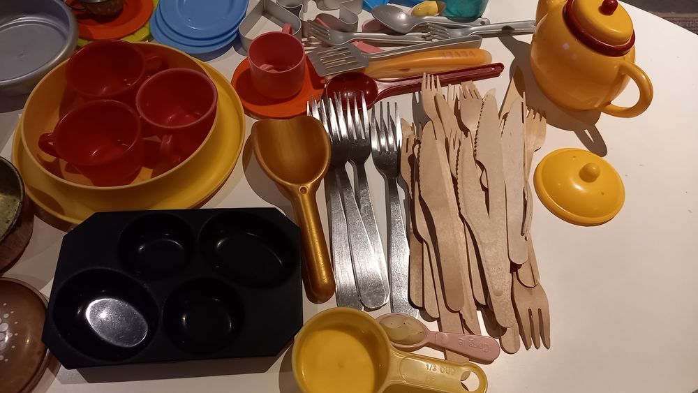 Ustensiles pour cuisini&egrave;re enfant
Jeux / jouets