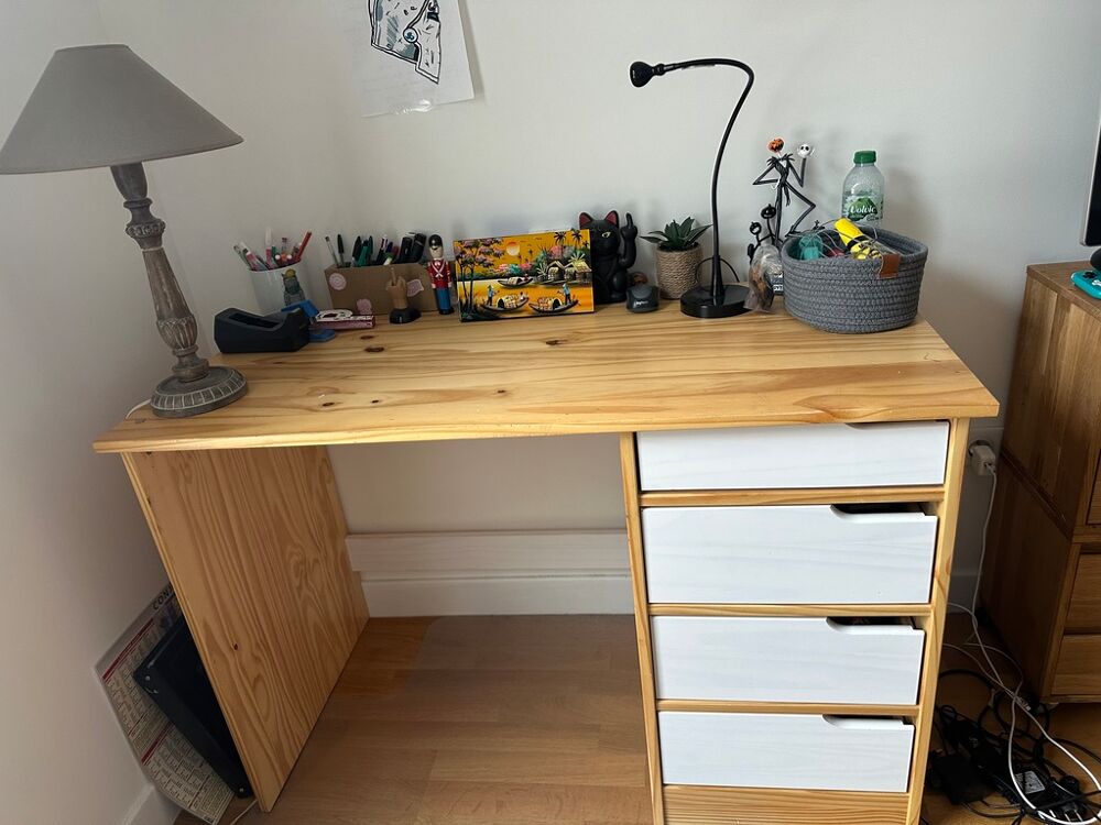 Bureau enfant / adolescent. Mobilier enfants