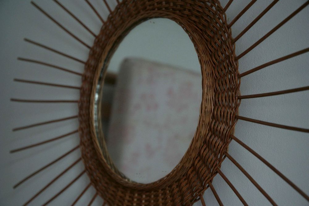 Beau et grand miroir rond circulaire en osier Décoration