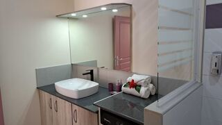  Appartement à louer 2 pièces 63 m²