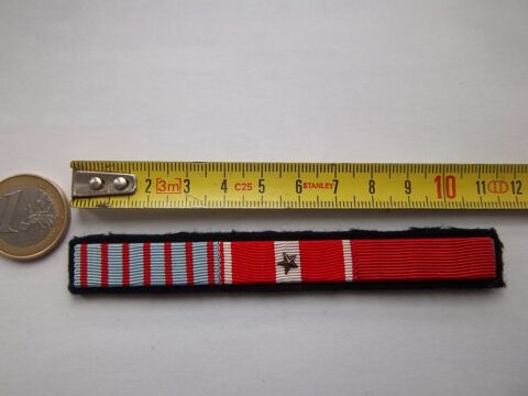 barrette décoration militaire insigne collection vintage Valognes (50)