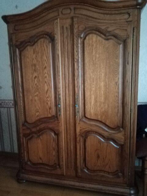 ARMOIRE CHENE MASSIF 150 Le Plessis-Bouchard (95)