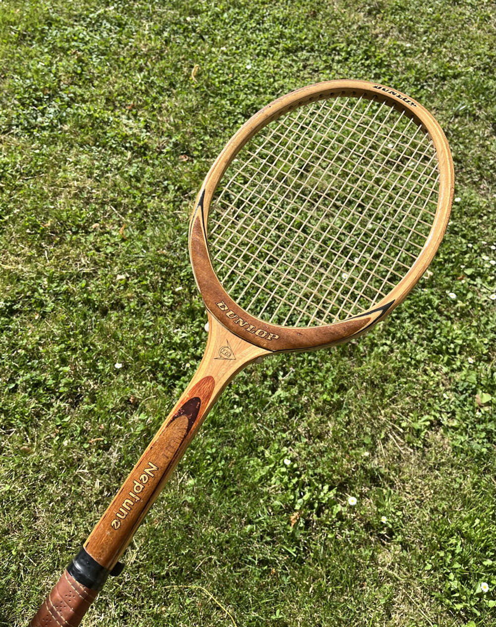 Raquette de tennis vintage Dunlop Neptune ann&eacute;es 70 Sports