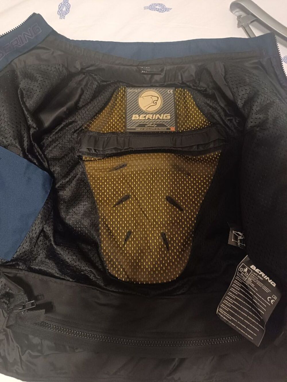 BLOUSON MOTO MARQUE BERING Vêtements