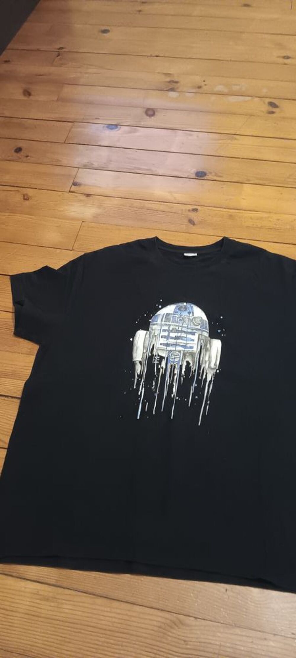 Lot t shirt homme et pantacourt homme Vêtements