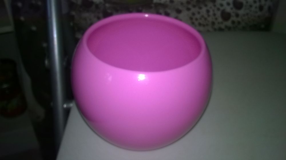 Pot rose bonbon
Neuf
pour fleurs,bonbons d&eacute;co ou autres
1 Décoration
