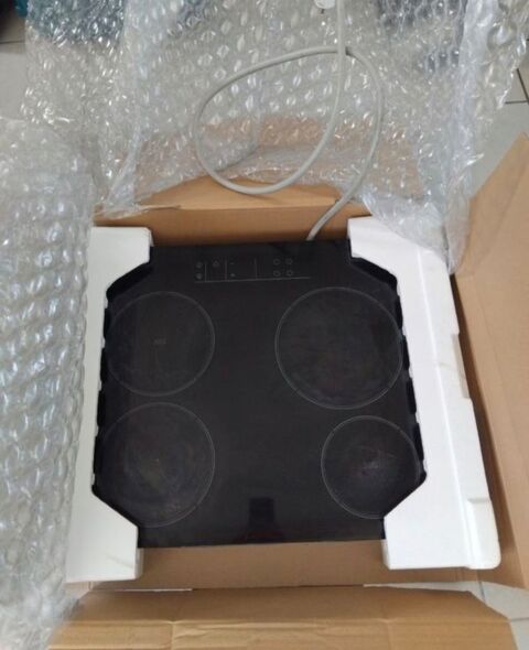 Plaque vitroc�ramique 80 Gourdon (46)