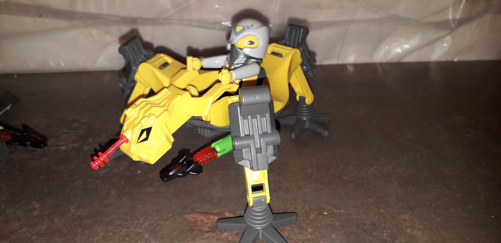 playmobils th&egrave;me extraterrestre Jeux / jouets