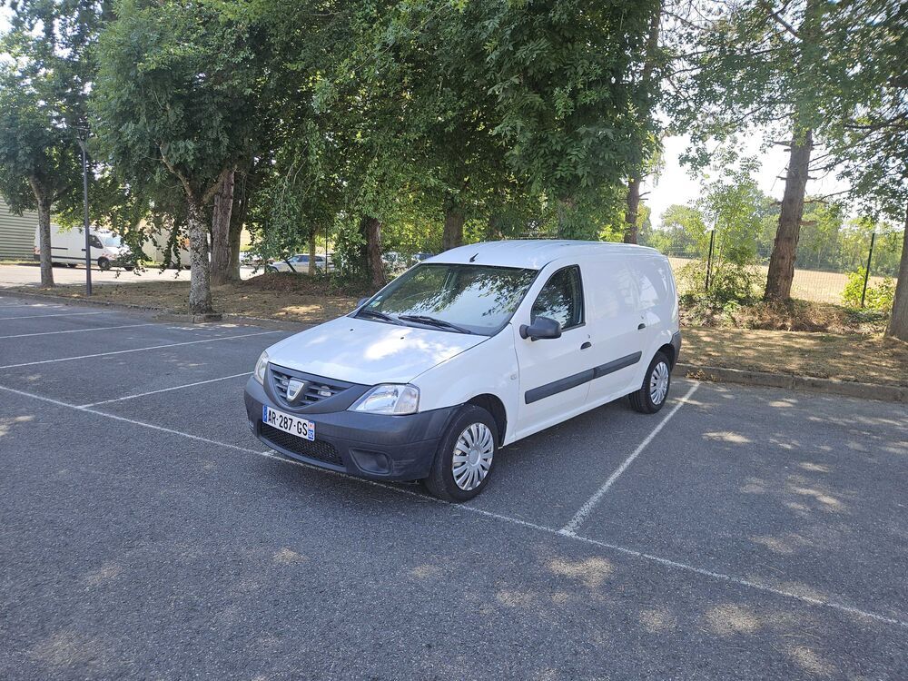 Logan 1.5 dCi 70 eco2 Laur&eacute;ate 2008 occasion 60128 Plailly