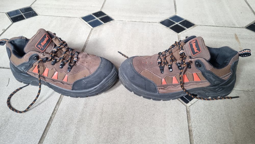 Chaussures de s&eacute;curit&eacute; taille 41 Chaussures