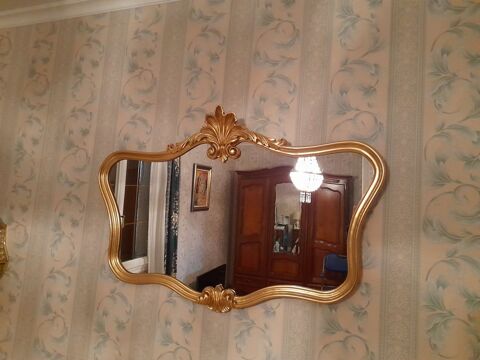 Trs beau miroir  200 Rueil-Malmaison (92)
