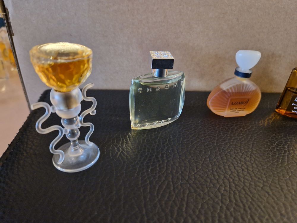 Lot de 5 parfums miniatures 