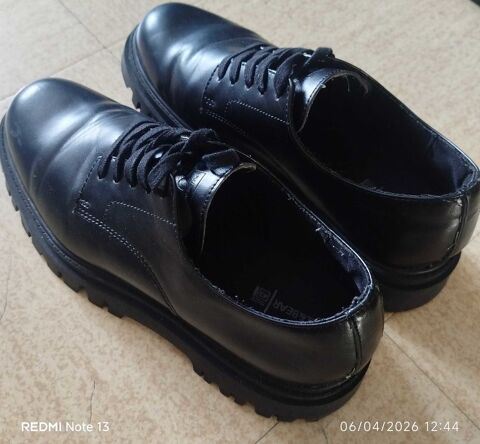 Chaussures Noires Pull&Bear Homme EU 43 UK 9 US 10 Casual Ville Lacets Mantes-la-Jolie (78)