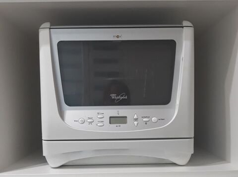 Four  micro-ondes complet blanc 70 Avignon (84)