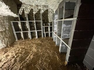  Remise / Grange � louer 1 pi�ce 10 m� V�retz