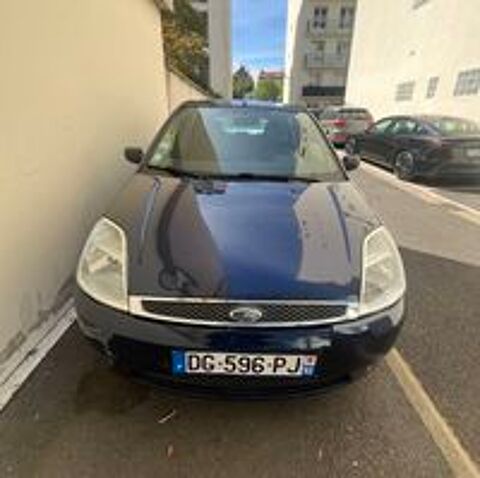 Annonce voiture Ford Fiesta 2250 