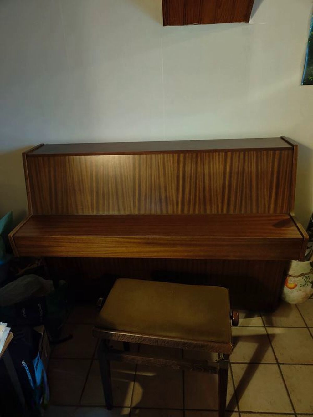 Piano droit d'&eacute;tude Hupfeld mod&egrave;le Carmen 