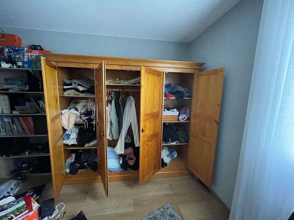 Armoire pin massif Meubles