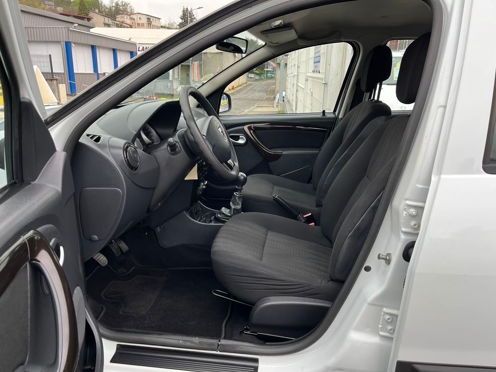 Duster 1.5 dCi 110 4x2 Laur&eacute;ate 2012 occasion 42700 Firminy