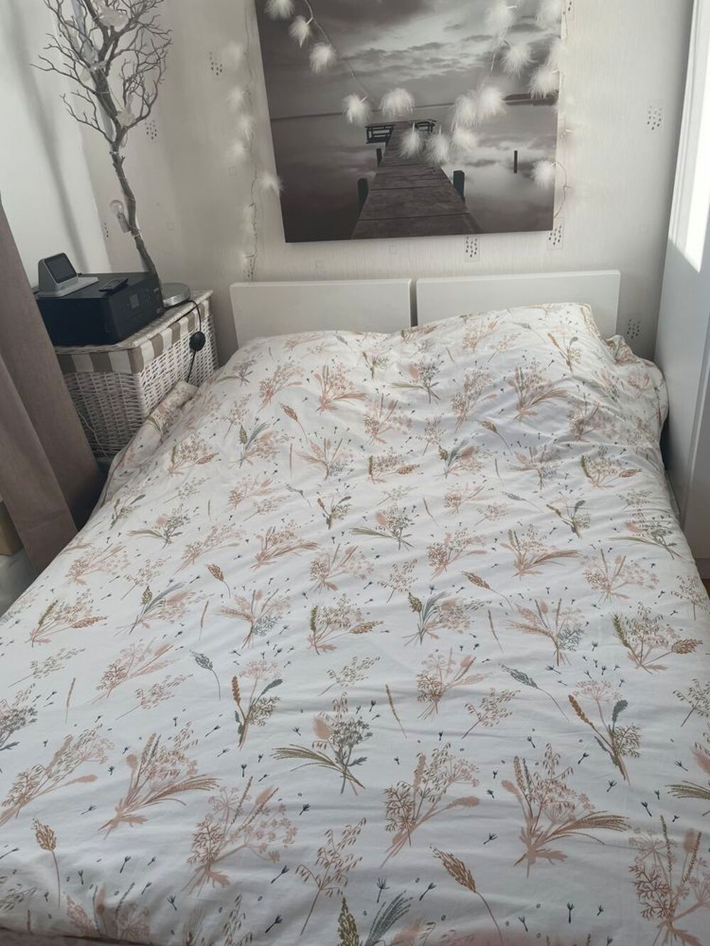 Lit Blanc Brillant + sommier 140x190 - tr&egrave;s bonne qualit&eacute; Meubles