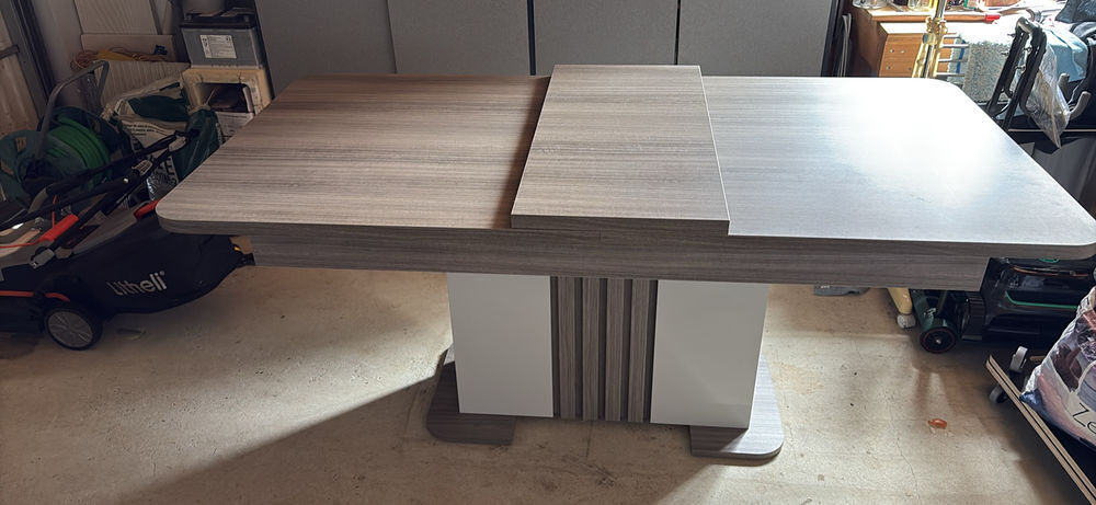Table salle &agrave; manger Meubles