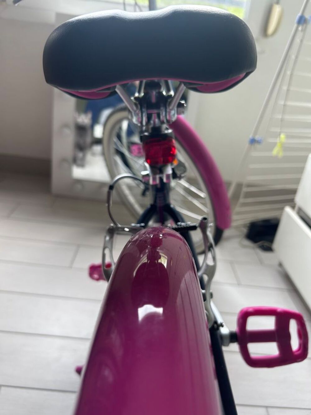 V&eacute;lo BTWIN rose et bleu fonc&eacute; 9/12ans Vélos