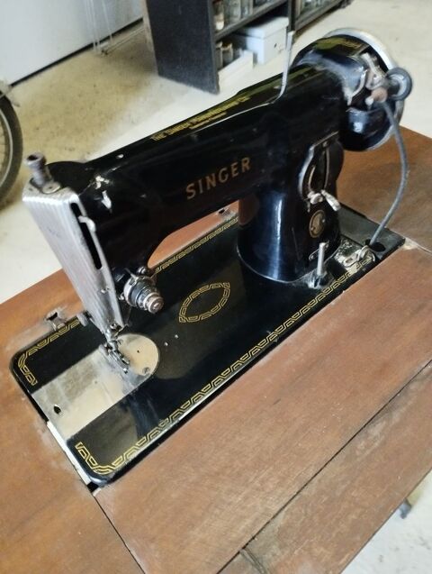 MACHINE A COUDRE ANCIENNE 80 Marseillan (65)