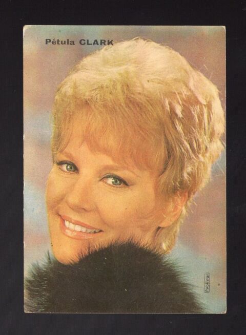 Carte Petula CLARK Publistar petit format - 2 4 Argenteuil (95)