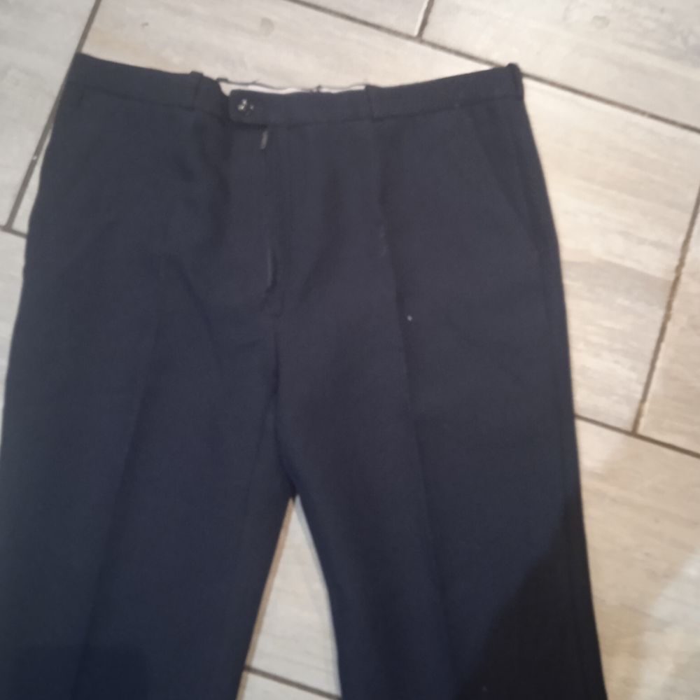 Pantalon toile marine marque country T 42 polyester fermetur Vêtements
