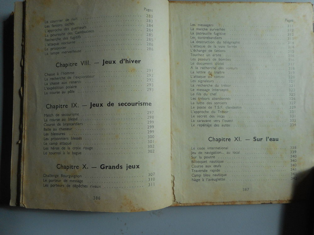 Le livre des jeux des &eacute;claireurs de france Livres et BD