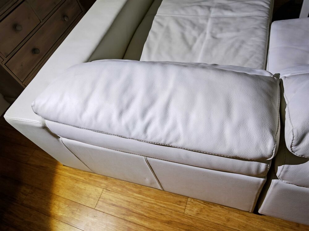 Canap&eacute; ROCHE BOBOIS en cuir blanc Meubles