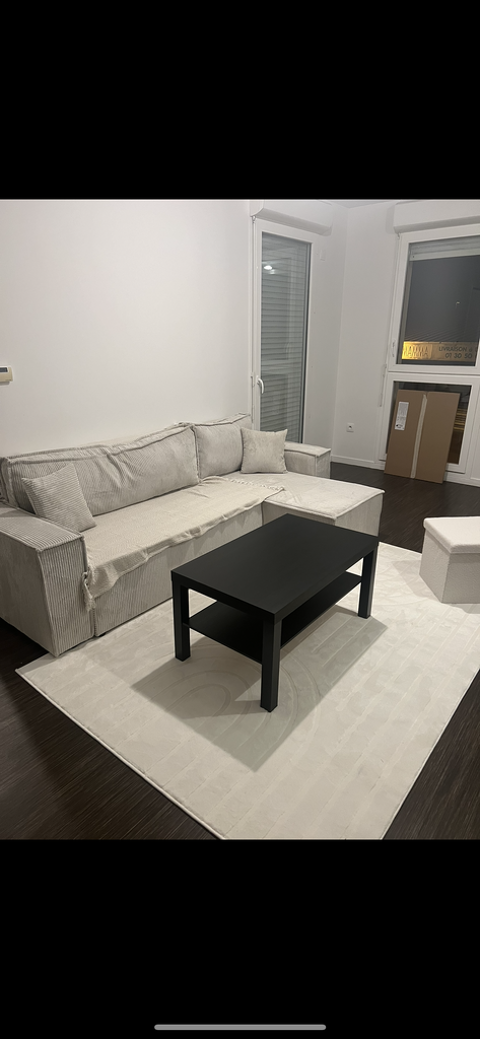 Canap� convertible + table basse La Verri�re (78)