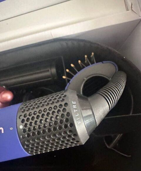 Dyson Airwrap Paris 10 (75)