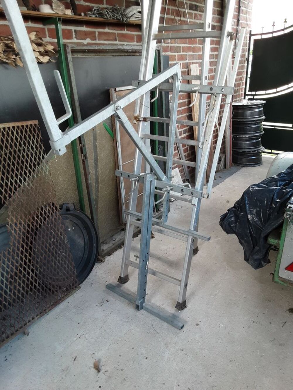 &Eacute;chafaudage pour &eacute;chelle jamais utilis&eacute; Bricolage