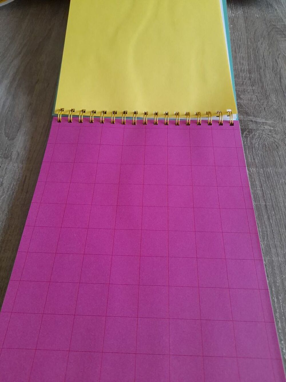 Bloc feuilles couleurs 2 Bricolage
