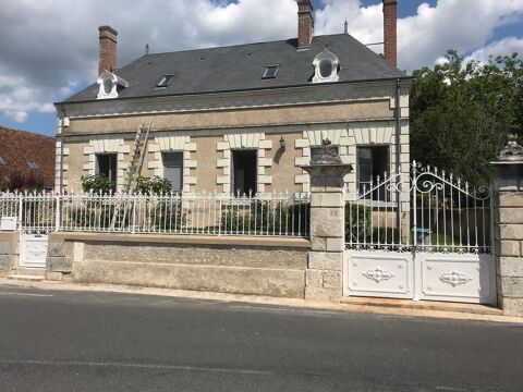  Maison de caract�re avec cour et d�pendances habitables  Maison - 8 pi�ce(s) - 110 m�
