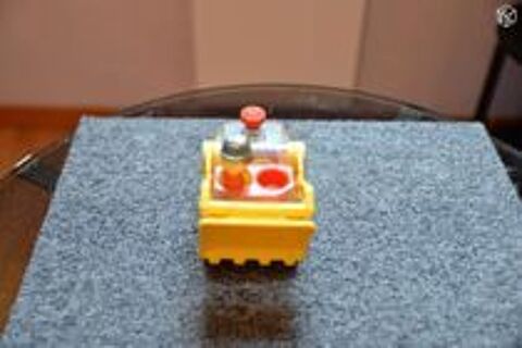 Petit camion benne musical et autres jeux b�b�s plus grands
0 M�rignies (59)