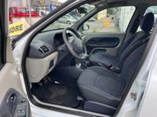 Clio II Clio 1.4i 16V Expression 2002 occasion 42700 Firminy
