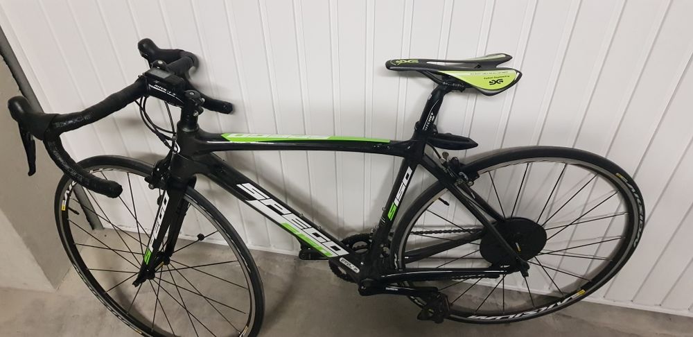 velo de route carbone Vélos