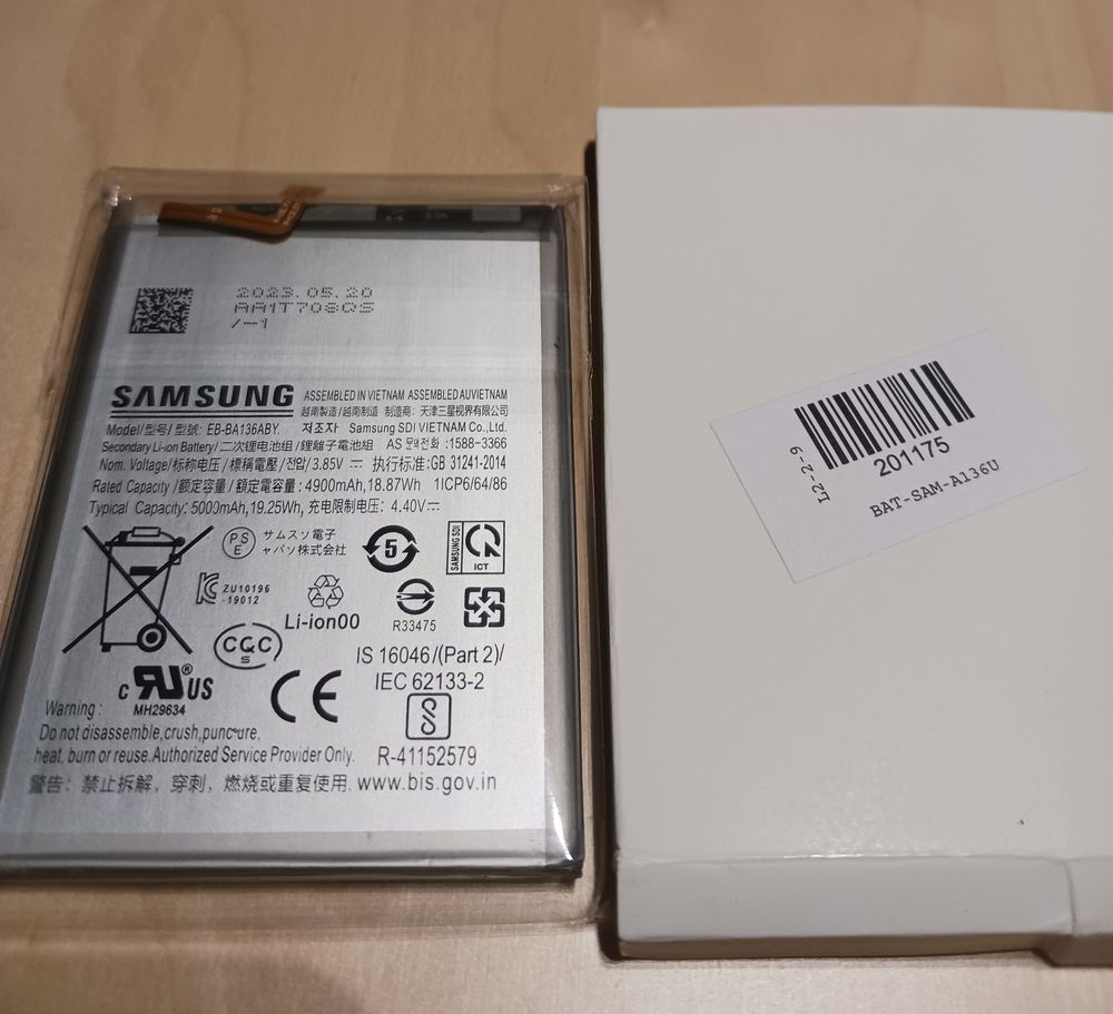 Batterie originale Samsung Tlphones et tablettes