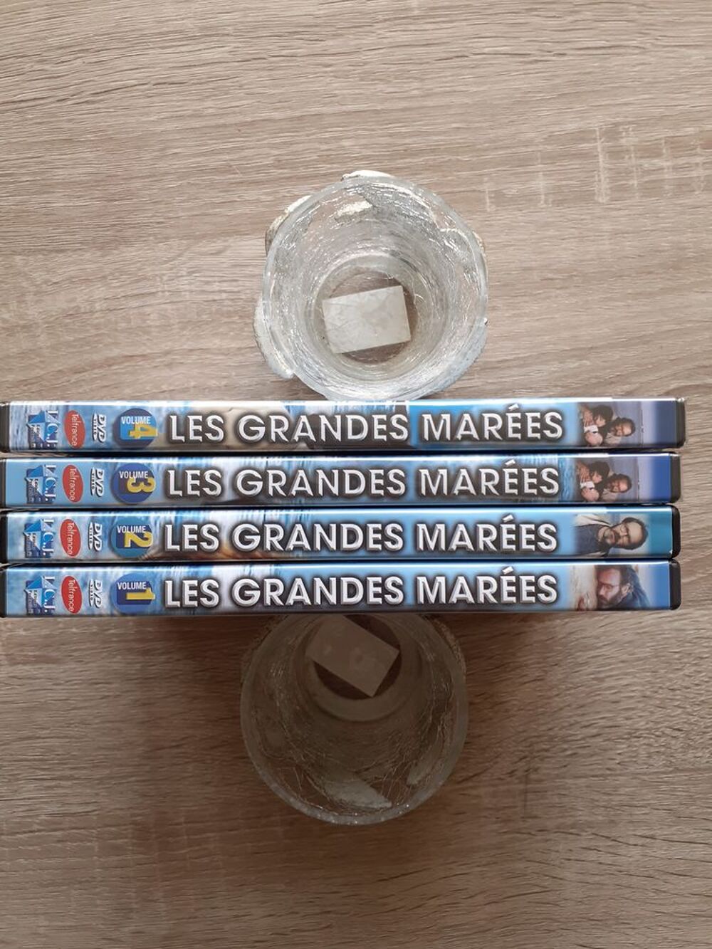 Saga " LES GRANDES MAREES " - 4 DVD dont 2 sous blisters. DVD et blu-ray