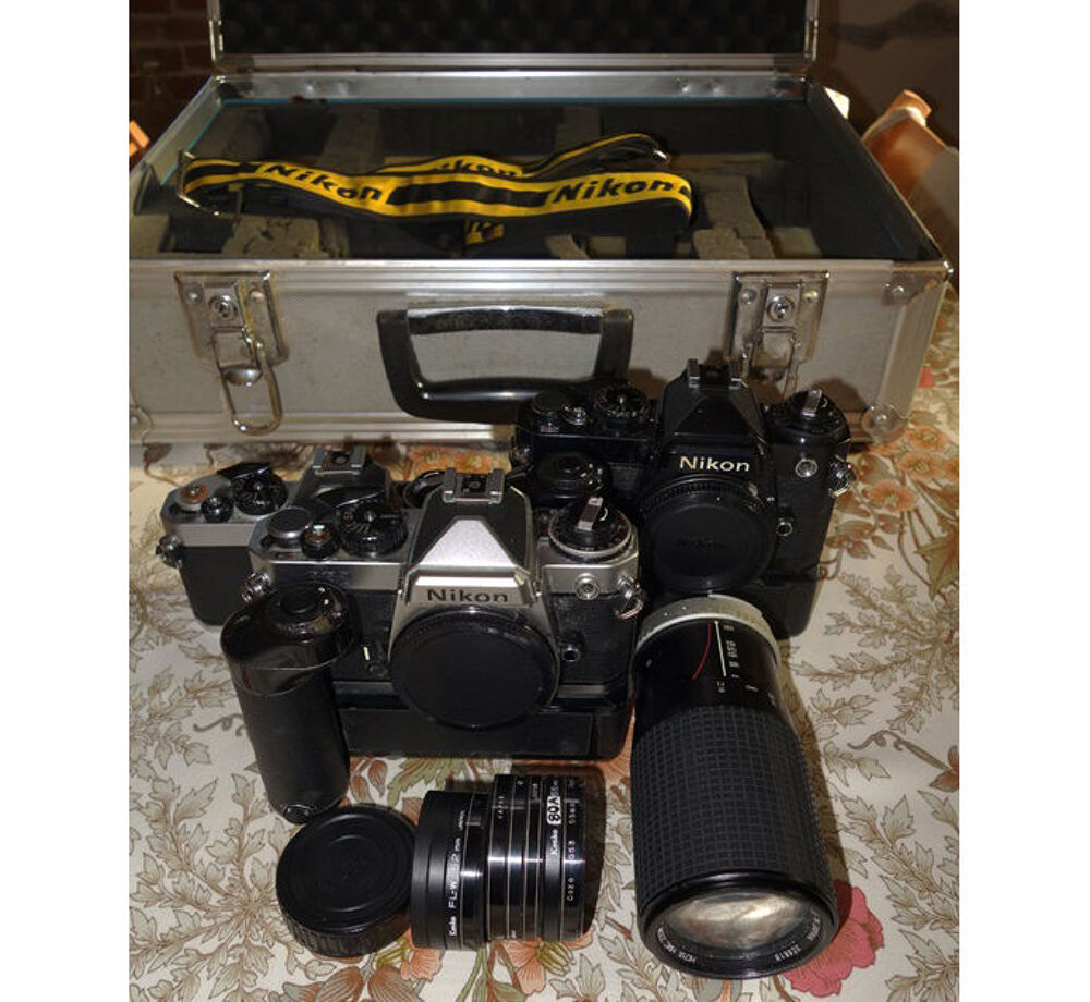 Nikon Argentique FE2 + FE + MD11 + 12 + etc Photos/Video/TV