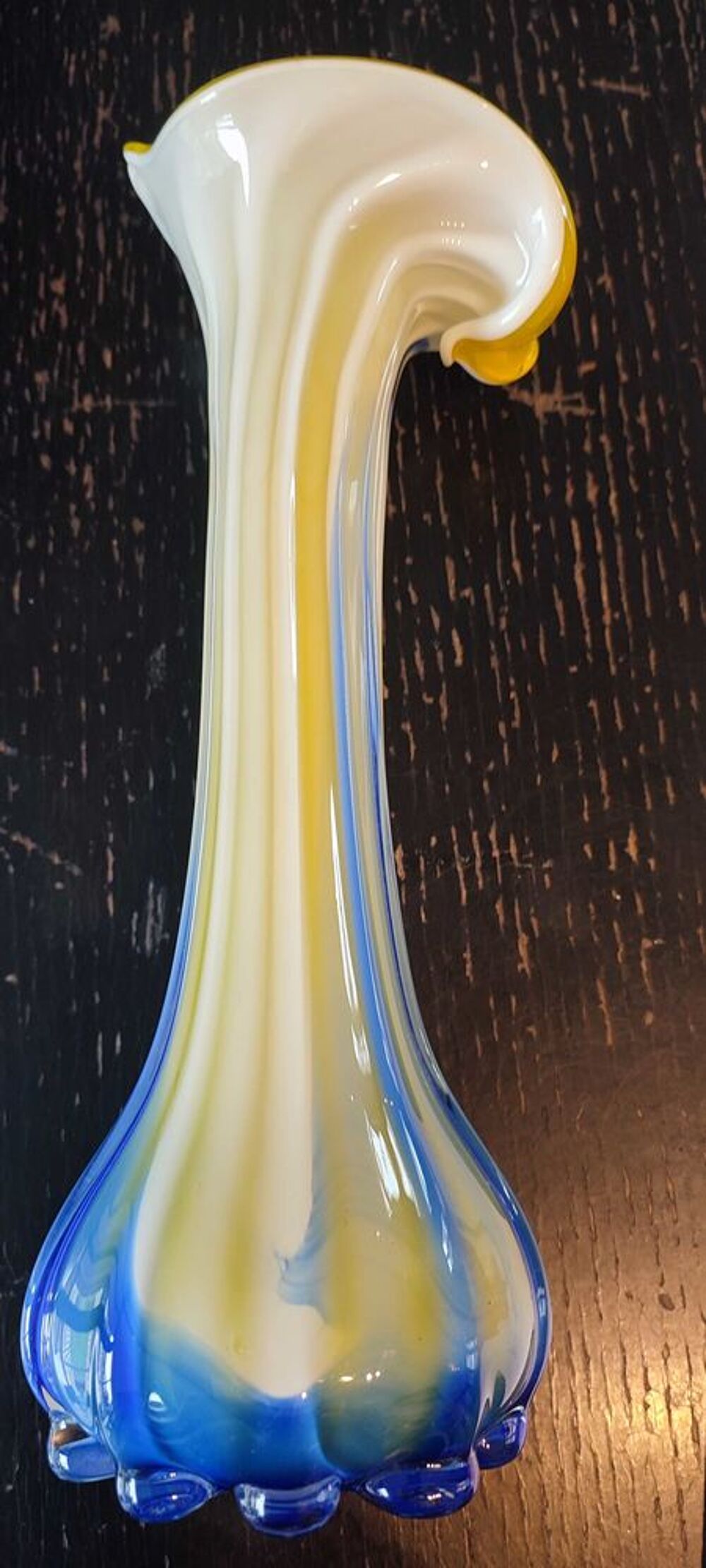 Vase en verre souffl&eacute; Murano Calla Lily ann&eacute;es 60-70 