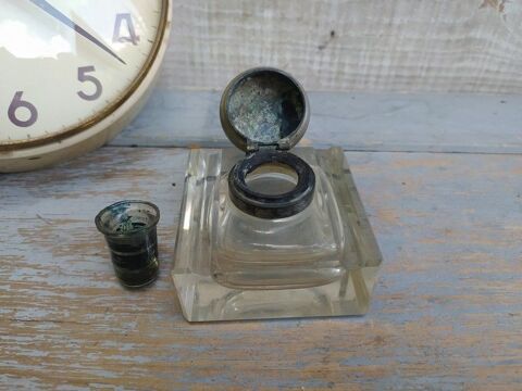 Ancien Encrier  Godet Verre ou Cristal Taill 22 Loches (37)