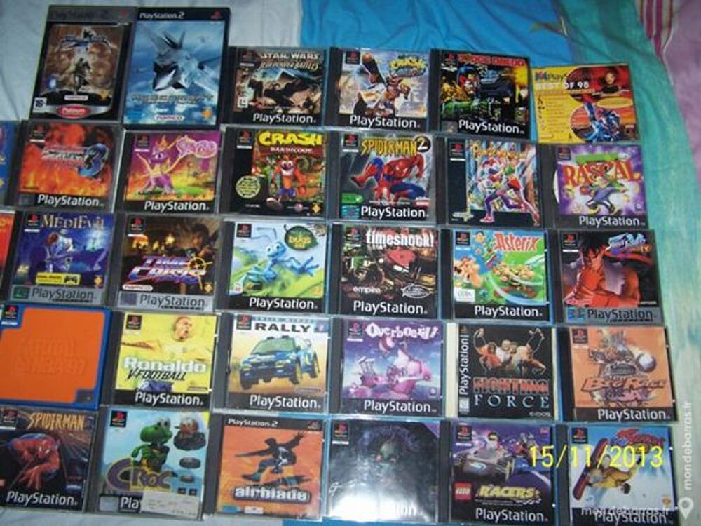LOT DE JEUX PS1/PS2 Consoles et jeux vidéos