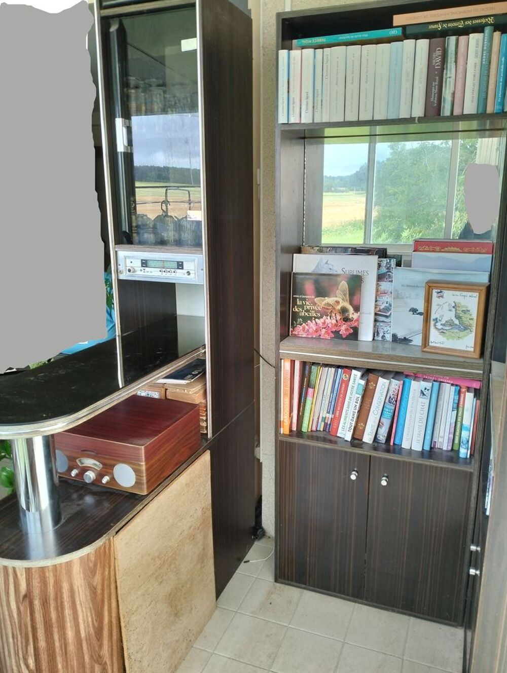 Bar et Biblioth&egrave;ques + 2 tabourets PRIX &agrave; d&eacute;battre Meubles