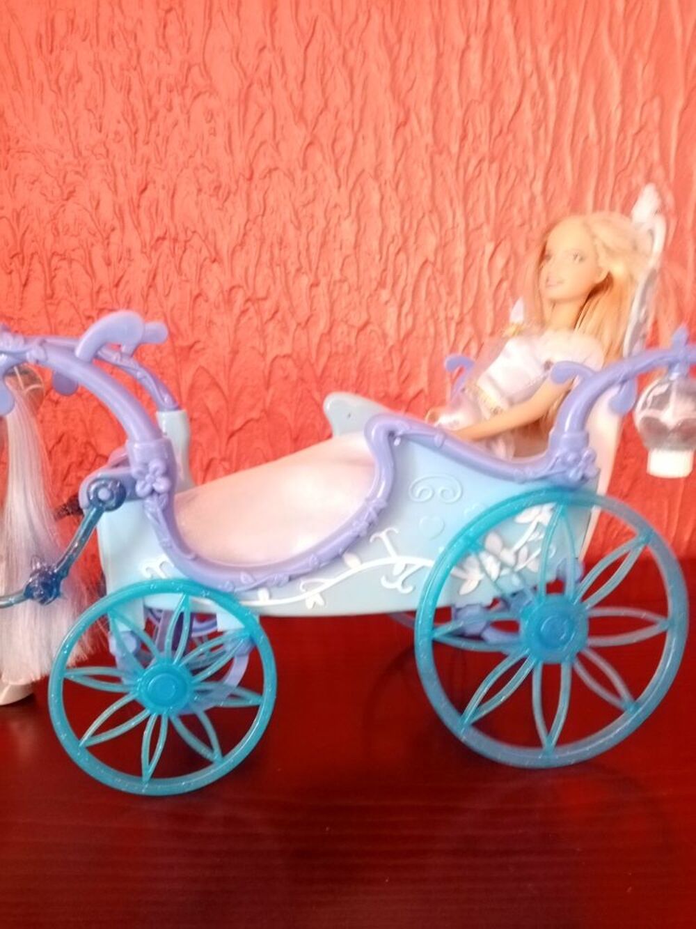Tr&egrave;s joli attelage, en parfait &eacute;tat Jeux / jouets